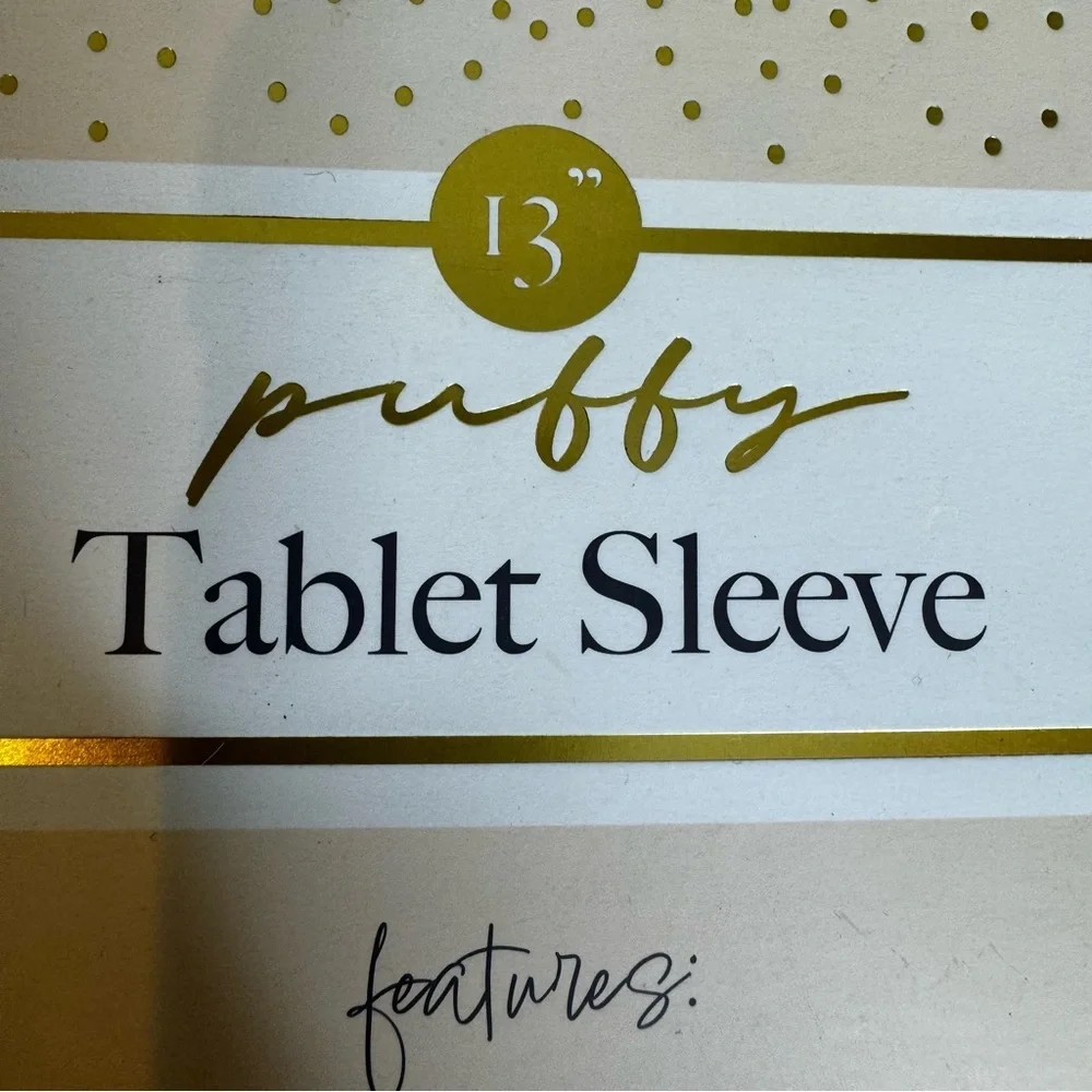 Vivitar Brand new- Puffy tablet sleeve